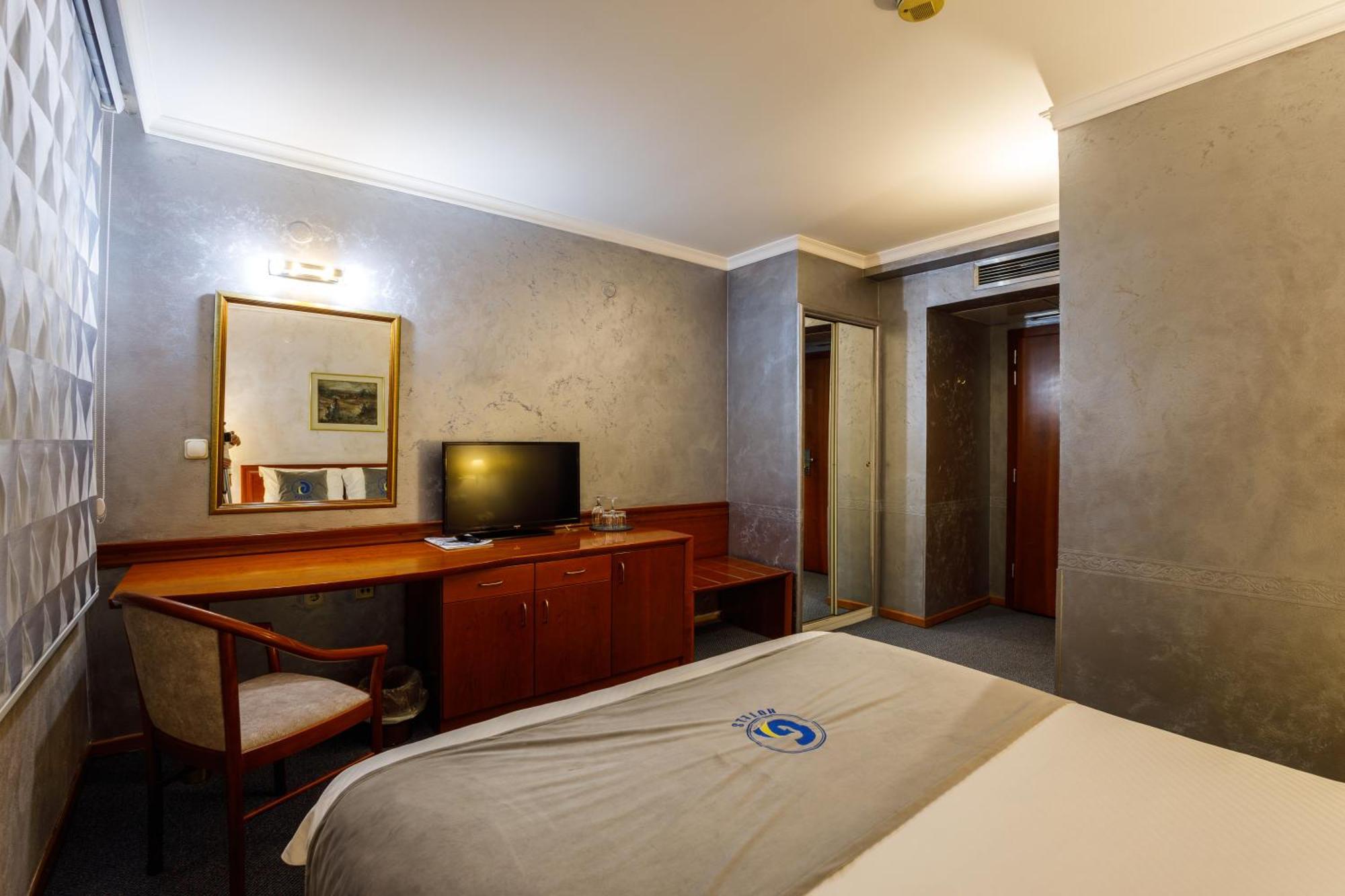 Grand Hotel Skopje Zewnętrze zdjęcie